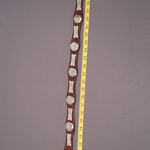 Ladies Tooled Leather Removable Flower Concho Belt